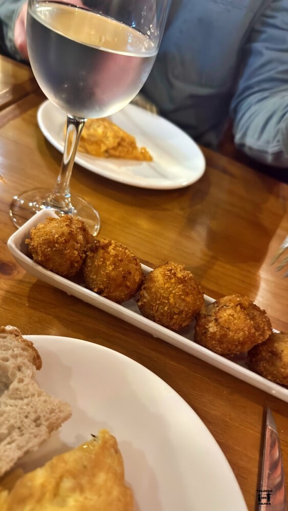 Croquetas de mejillón desde arriba