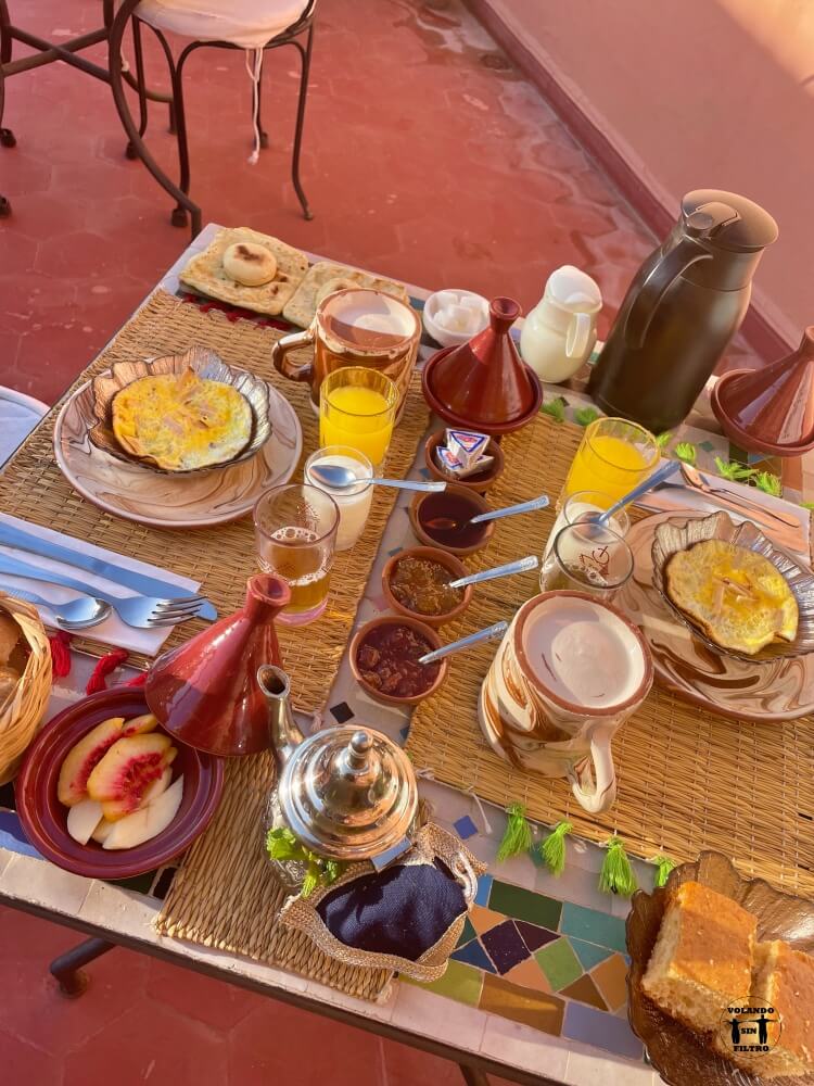 Desayuno en Riad Malfa Marrakech en la terraza 