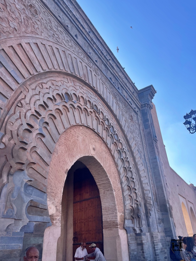 Puerta Bab Agnou desde fuera, se ven todos los detalles