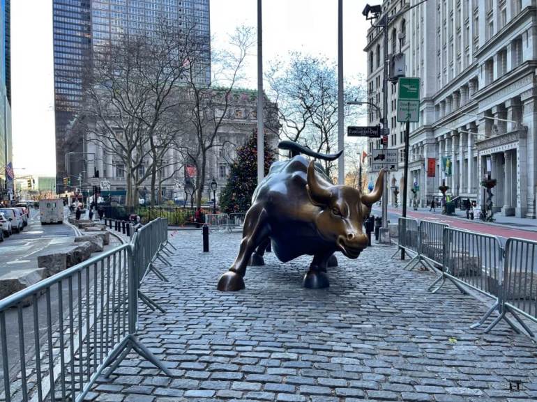 Figura del Toro de la Bolsa en Nueva York 