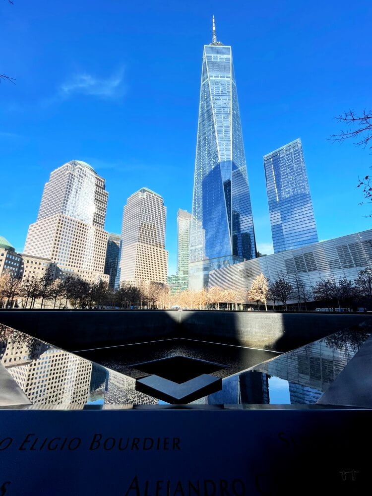 Imagen de la fuente homenaje del 11 de septiembre en Nueva York 