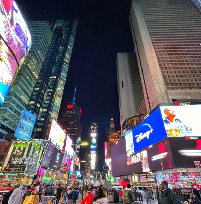 Times Square de noche, Nueva York 
