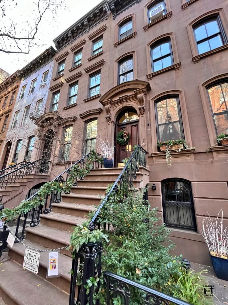 Fachada de la casa de Carrie en la serie mítica de Sexo en Nueva York 