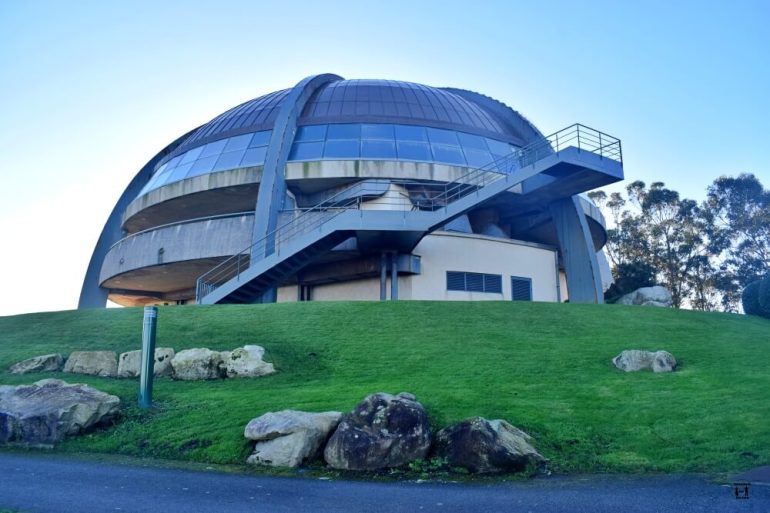 Vista desde abajo de la Cúpula Atlántica 