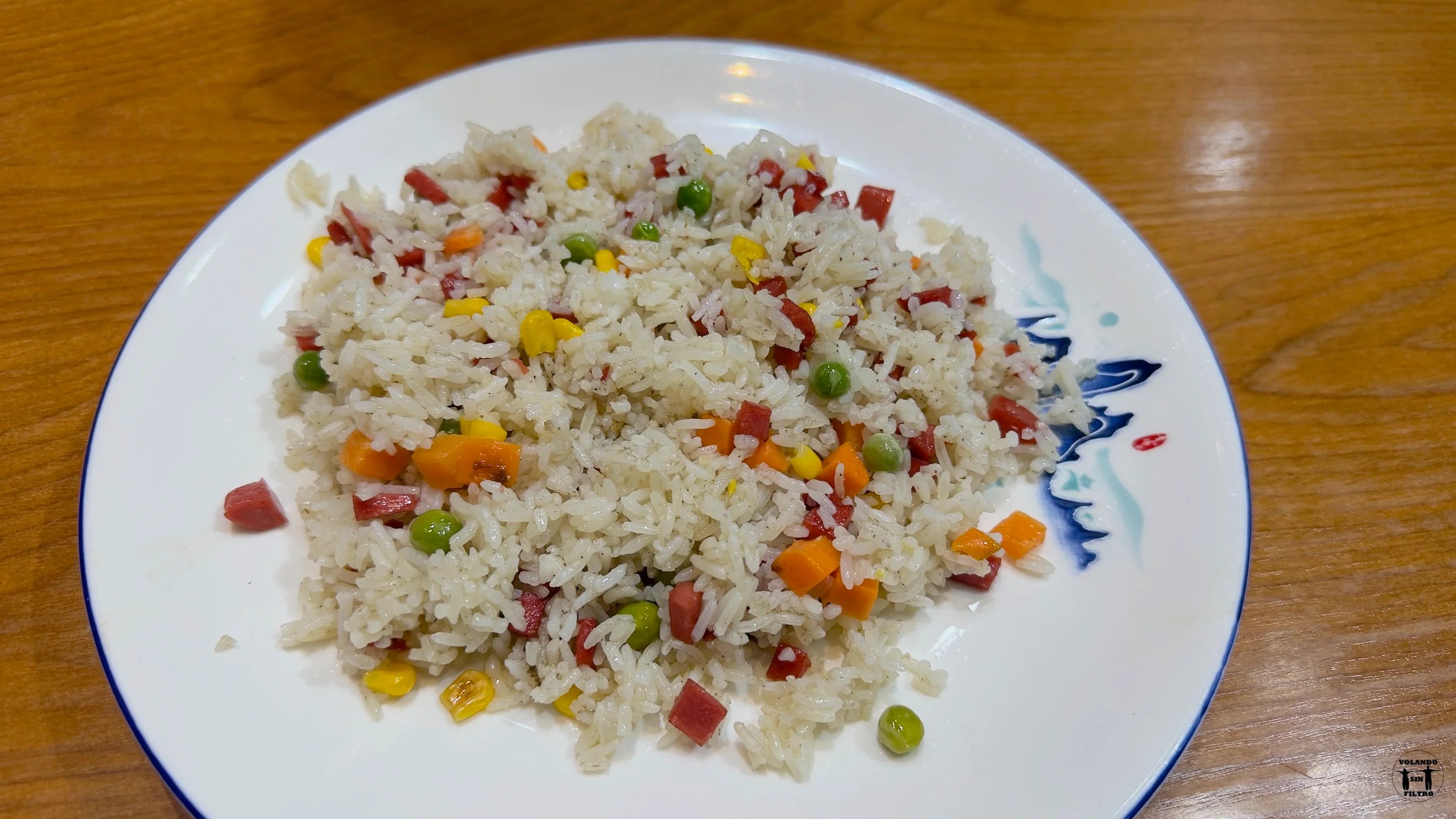 Arroz frito con verduras