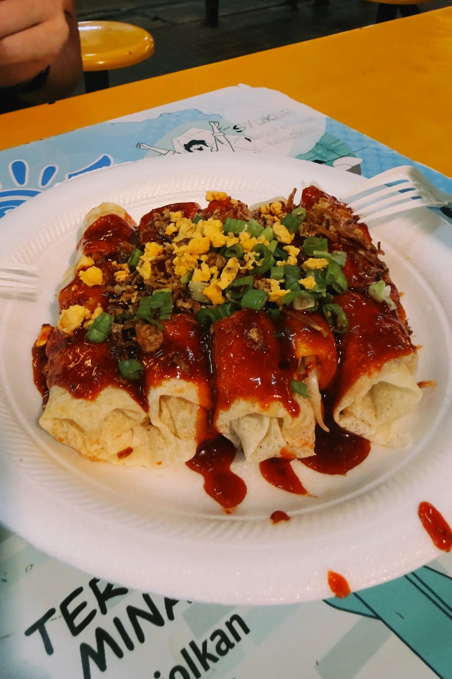 Crepes frios con salsa por encima 